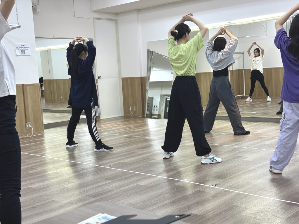 ダンス体験授業風景
